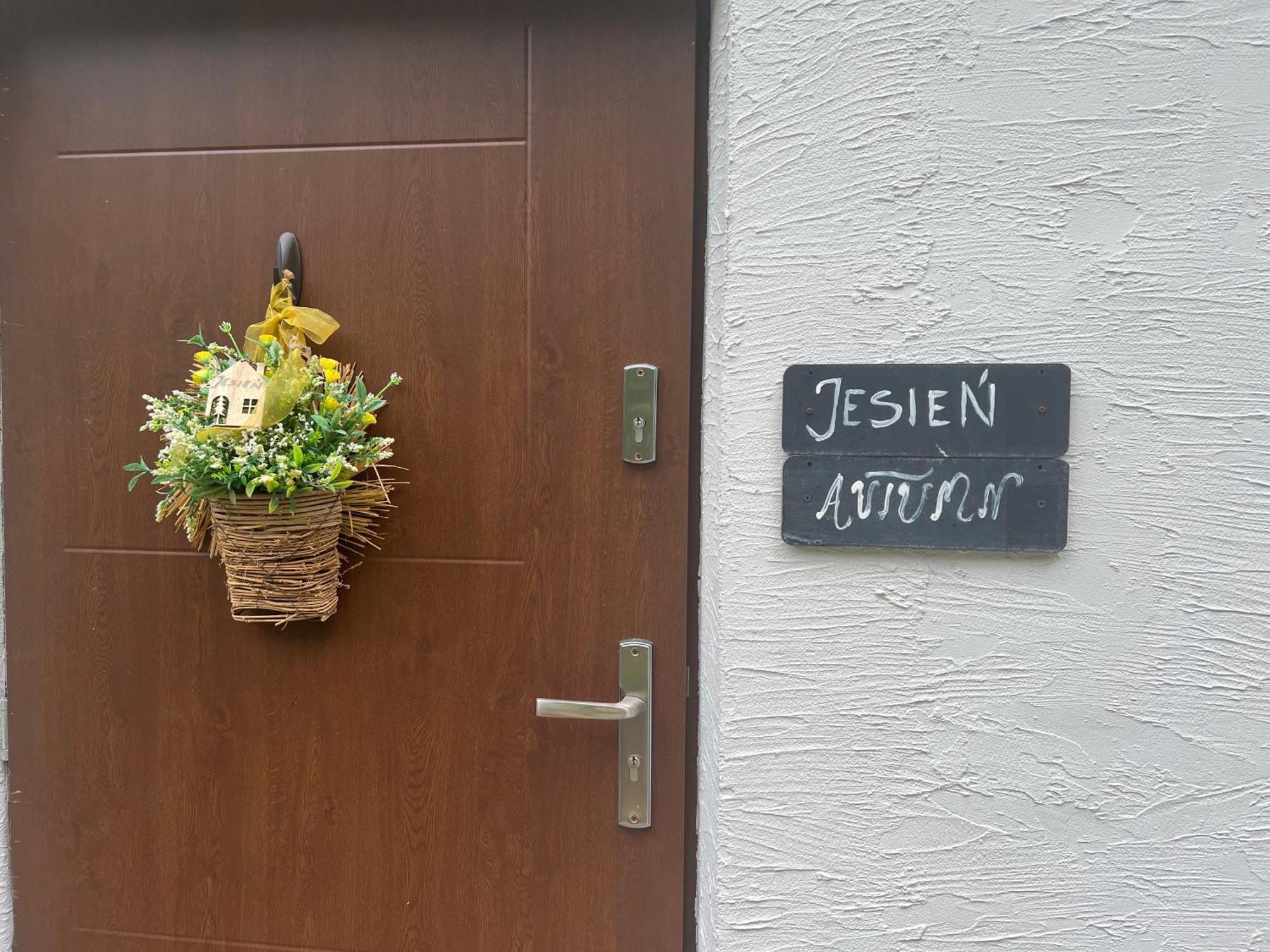 Apartamenty 3 Pory Roku Komarno Экстерьер фото